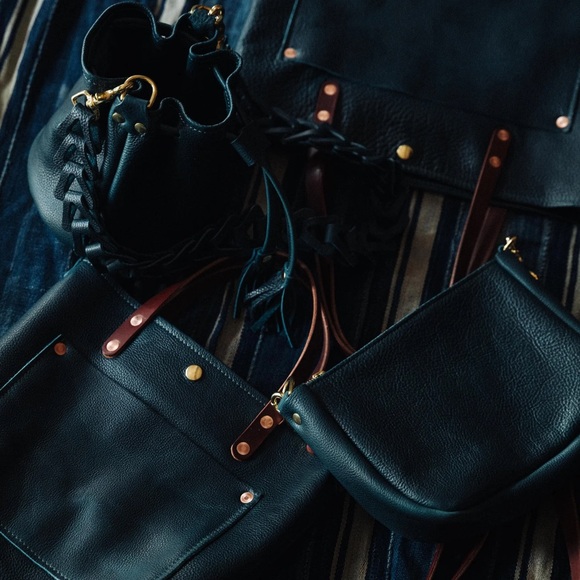 Dark Teal Bulldog Mini Travel Tote by KMM - Picture 4 of 15